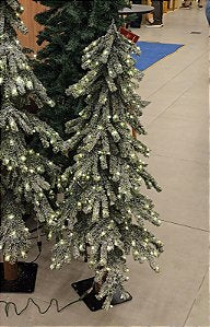Árvore Pinheiro Nevado 339 Galhos 300 Leds 1,20Cm